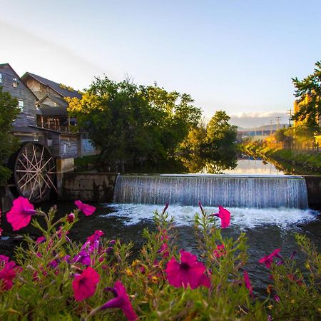 Ruby'S Lake House Villa Sevierville Bagian luar foto