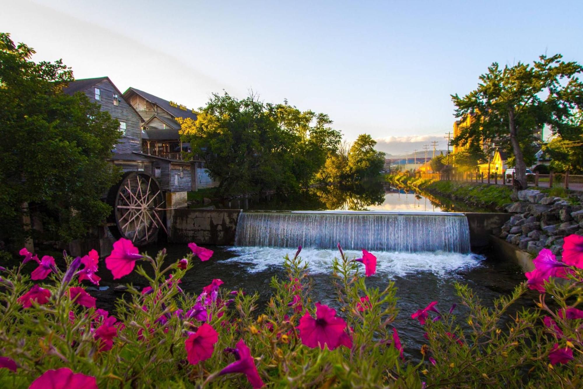 Ruby'S Lake House Villa Sevierville Bagian luar foto